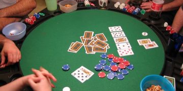 poker game from offline players